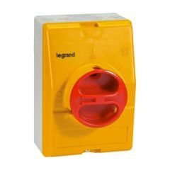 Legrand (22179) Reverso kutulu emniyet şalteri 3P + yardımcı kontak 20A